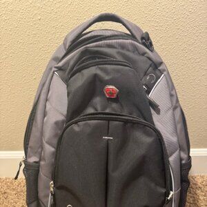 NEW SwissGear Gray/Black Padded Backpack